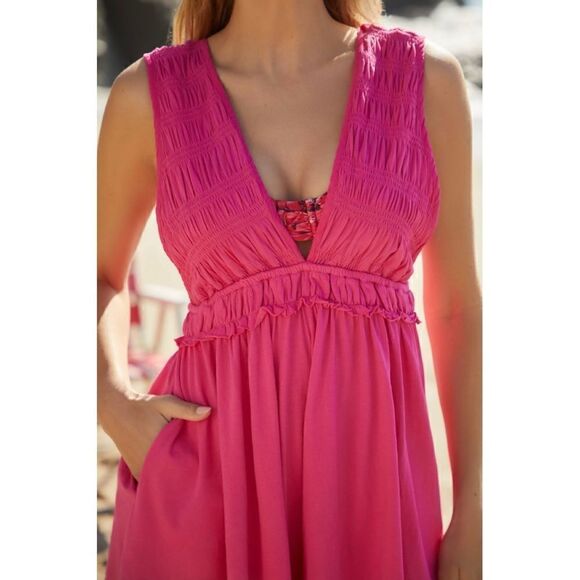 NEW Anthropologie Barbie Pink Sleeveless Knit Romper Jumpsuit Cover-Up Medium - Picture 3 of 4